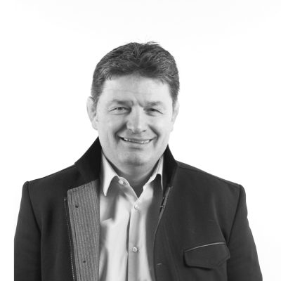 Georg-neumaier-team-sport